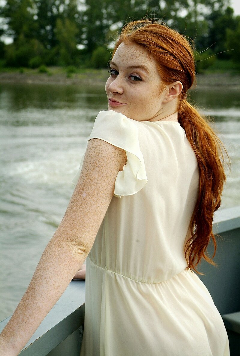 Карина, 19 лет, 0 размер груди